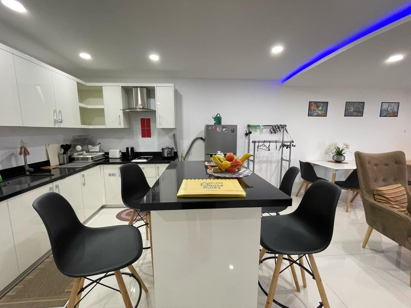 Apartment Kandi 1,2,3 Palace Angeles