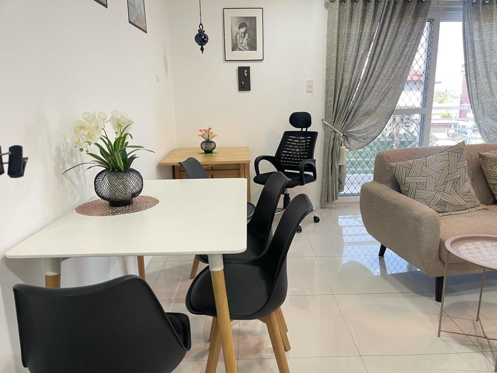 Kandi 1,2,3 Palace Apartment *